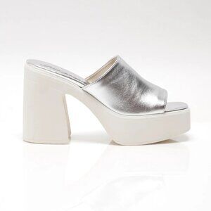 FREE PEOPLE Zoe Platform Slide Sandals Slip On‎ Leather Silver Size 38.5 / US 8